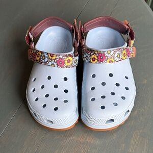 CROCS  Light Blue Floral Strap Sandals